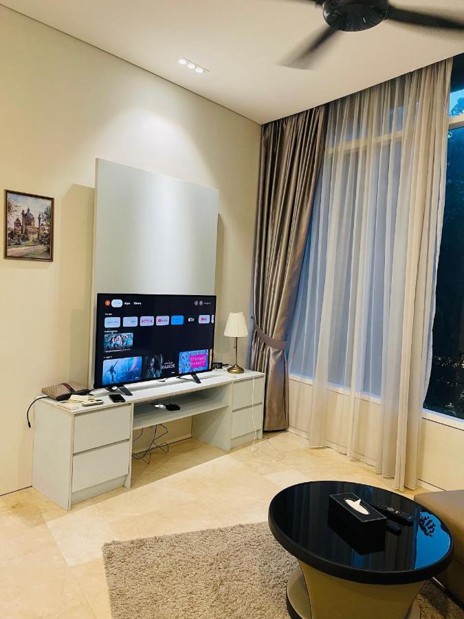 Vortex Suites Klcc By Yashrib Kuala Lumpur Bagian luar foto